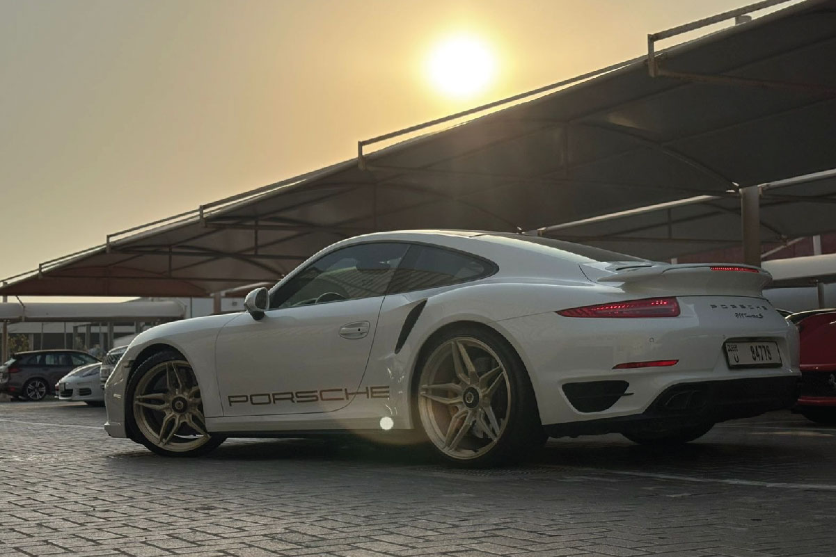 Interior Upgrades for Porsche 911 Heritage Design – Porsche 911 photo