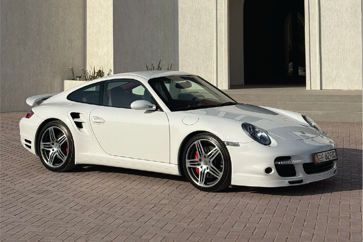 Porsche 911 vs. Chevrolet Corvette Z06 – Porsche 911 photo