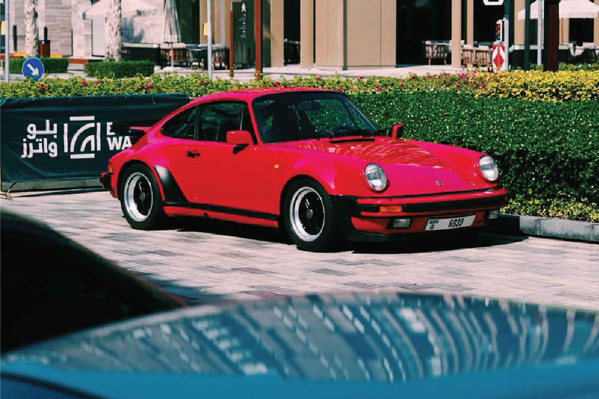 Classic Porsche 911 vs. Modern Hybrids – Porsche 911 photo